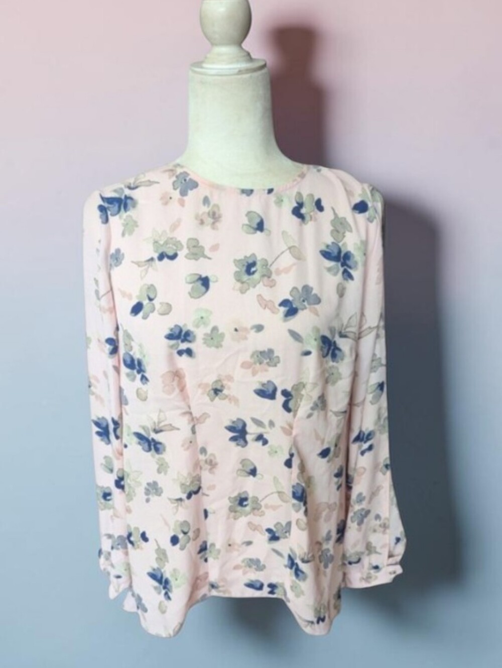 Vince Camuto Blush Pink Floral Peek A Boo Long Sleeve Blouse Feminine Demure S